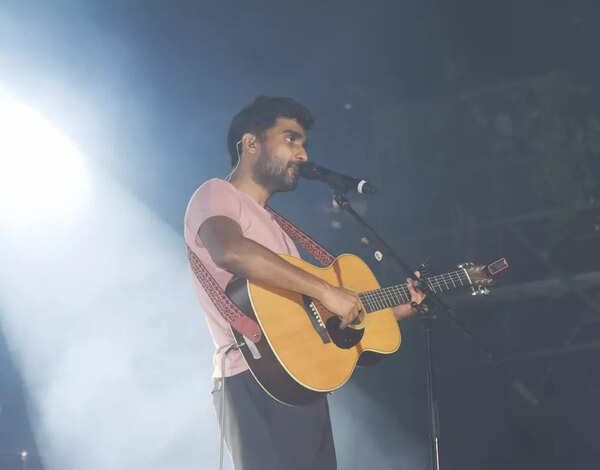 Prateek Kuhad Images