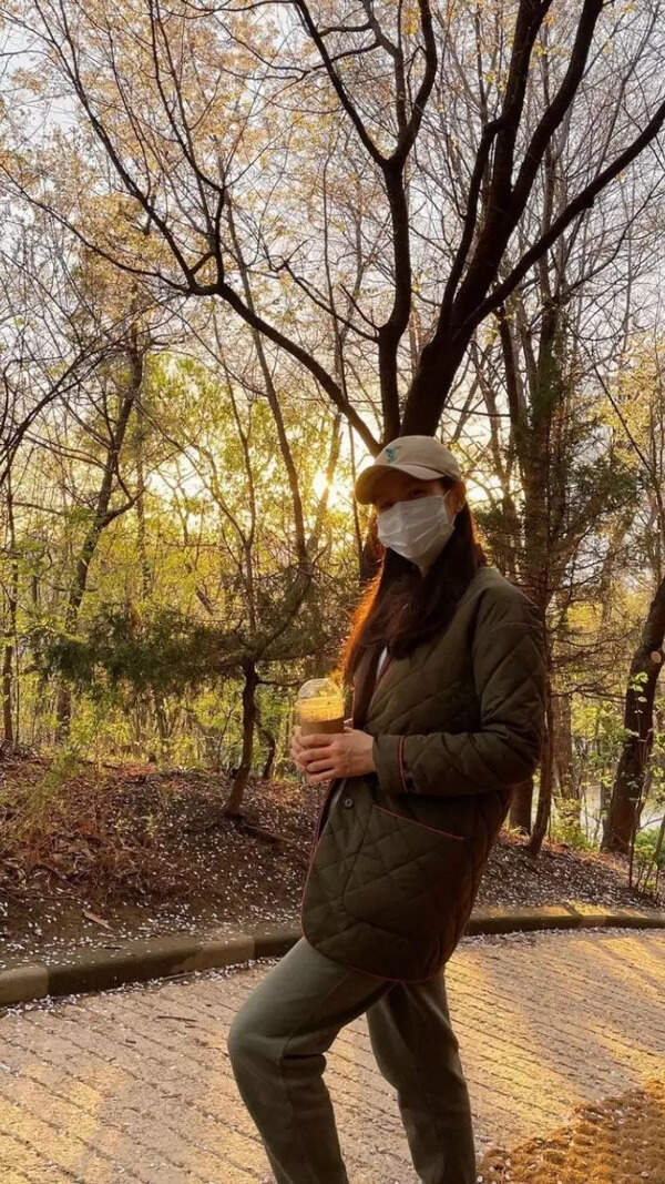 Son Ye Jin Images