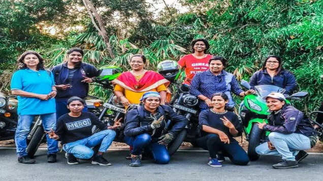 Breaking rules: This 56-year-old woman travelled 2400 km on her bike from Delhi to Leh!