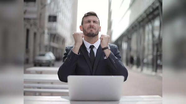 Weekly career horoscope