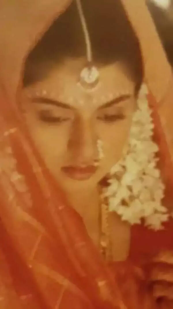 Bhagyashree Images