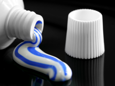 What are the things one should check in their toothpaste - Dos and Don'ts | The Times of India