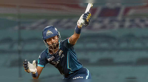 SUPER PANDYA