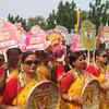 Article image for: Kolkata welcomes Bengali New Year with <i class="tbold">prabhat pheri</i>s