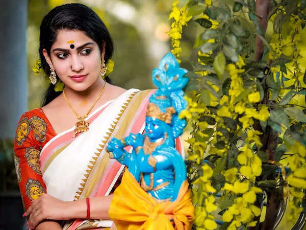 Swasika Vijay Photos