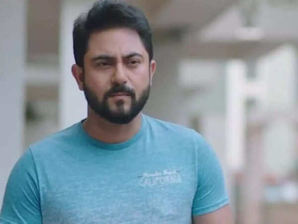 Soham Chakraborty Pictures
