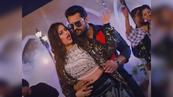 'Apni To Jaise Taise'