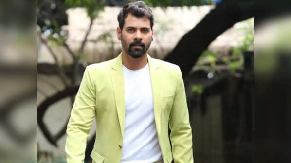 Shabir Ahluwalia