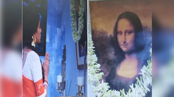 Mona Lisa being worshipped as a goddess in 'Gouri Elo'