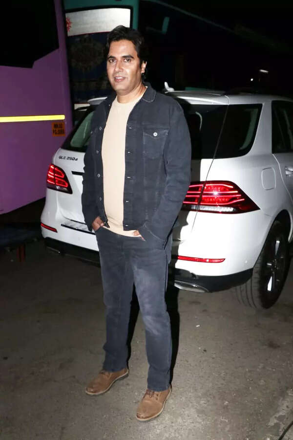 Raj Singh Chaudhary Photos