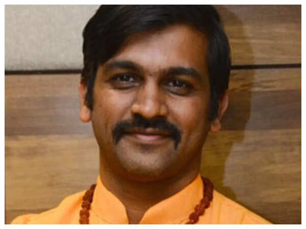 Digpal Lanjekar Pictures