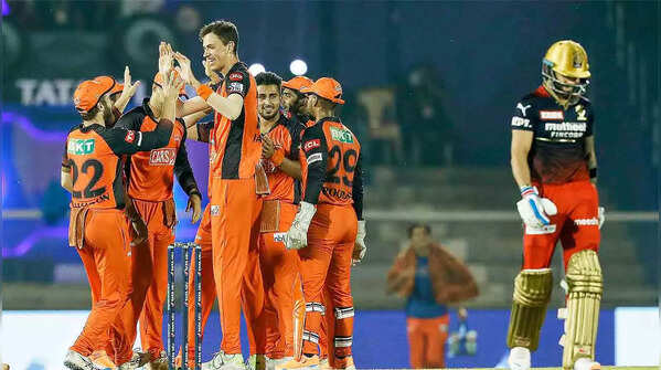 Kohli's second successive golden duck