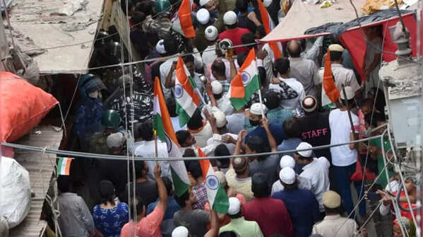 A leap towards peace: Photos of Tiranga Yatra in violence-hit Jahangirpuri