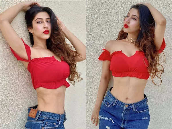 Sonarika Bhadoria Pictures