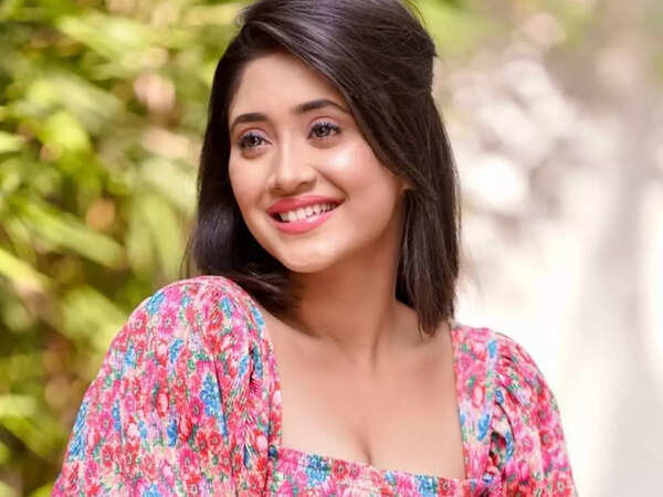 Shivangi Joshi Pictures