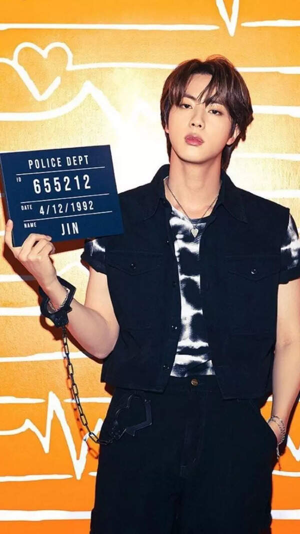 <em></em>Jin Stills