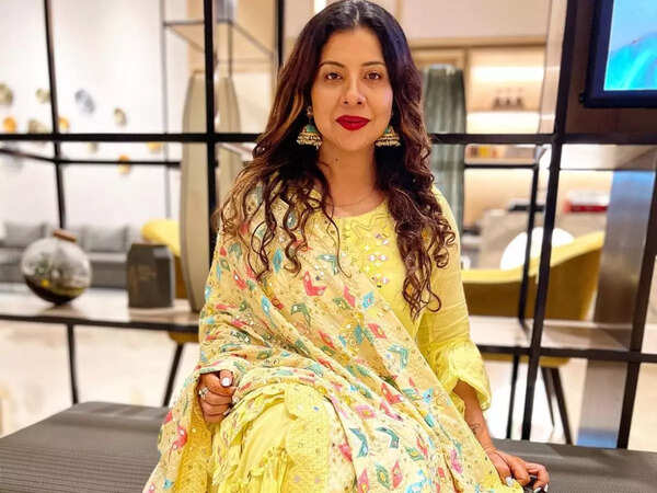 Sambhavna Seth Photos