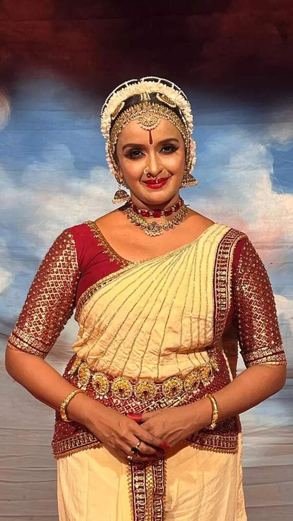 Shalu Menon Pictures