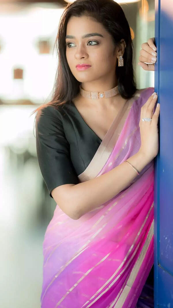 Gayathrie Shankar Stills