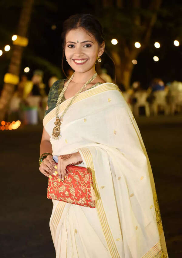 Saaniya Chaudhari Pictures