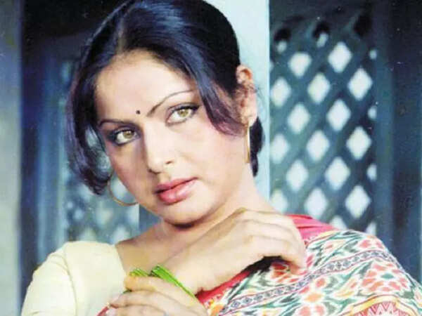 Rakhee Gulzar Pictures