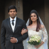 <i class="tbold">raja rani</i>