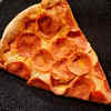 ​Heat pizza in a pan