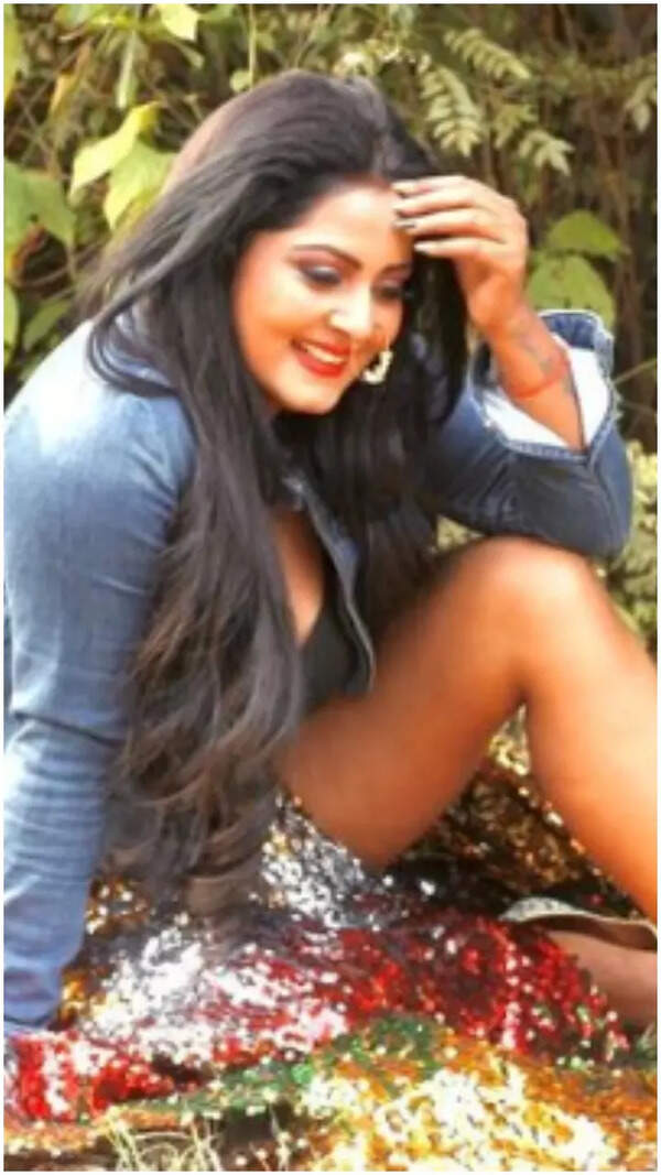 Anjana Singh Stills