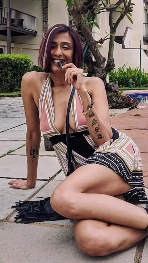 Achint Kaur Images