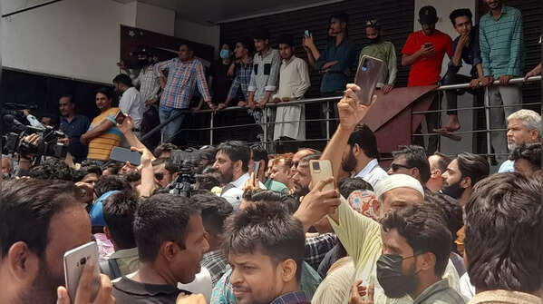 Protests erupt as bulldozers roll into Delhi's Shaheen Bagh