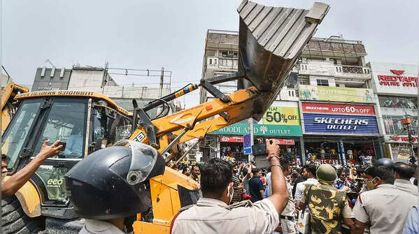 Protests erupt as bulldozers roll into Delhi's Shaheen Bagh