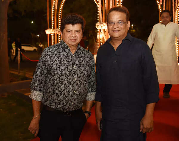 Vidyadhar Joshi Wallpapers