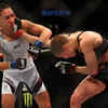Article image for: <i class="tbold">ufc</i> 274: Carla Esparza wins strawweight title after defeating Rose Namajunas, see pictures
