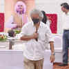 Article image for: Pandit Shivkumar Sharma funeral: Amitabh Bachchan, Javed Akhtar and others pay last respects