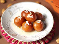 This shortcut will make your Gulab Jamuns easier and tastier