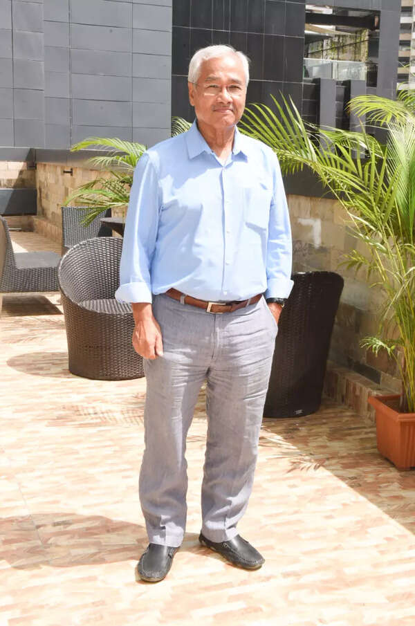 Jahnu Barua Pictures