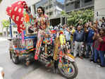 Ranveer Singh is a riot of colours as he arrives in style to promote Jayeshbhai Jordaar