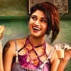 <i class="tbold">oviya</i>