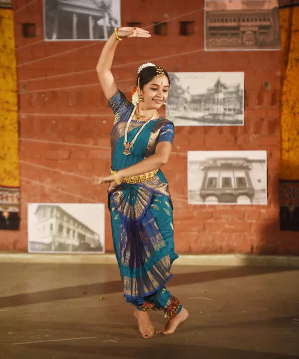 Payal Jadhav Photos