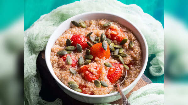 Quinoa Breakfast Bowl