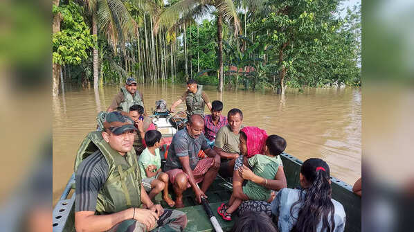 Indian Army evacuates people in Assam