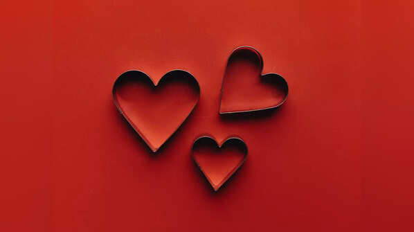 Weekly love horoscope as per astrologer
