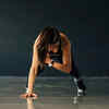 Plank shoulder tap