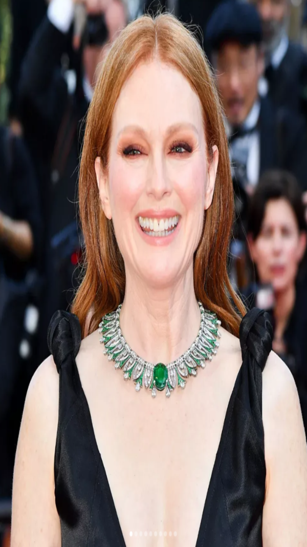 Julianne Moore Stills