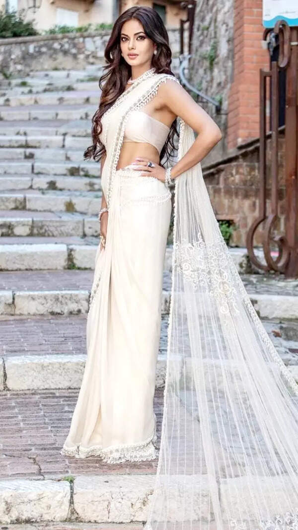 Meera Chopra Images