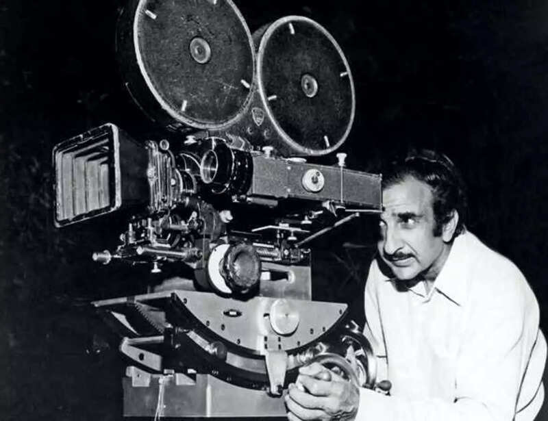 #GoldenFrames: Raj Khosla, one of the most admired directors in Hindi cinema