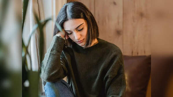 Other symptoms of Vitamin B12 deficiency