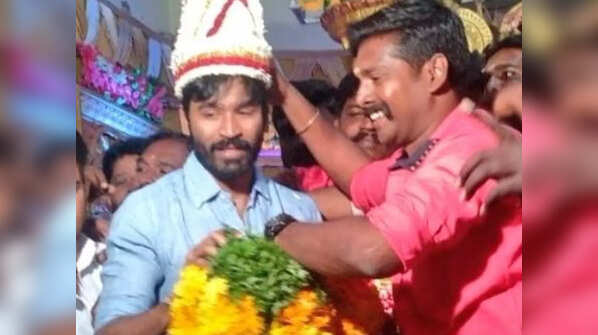 Dhanush's gift to a fan on his wedding