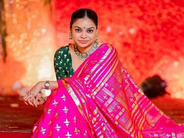 Sumona Chakravarti