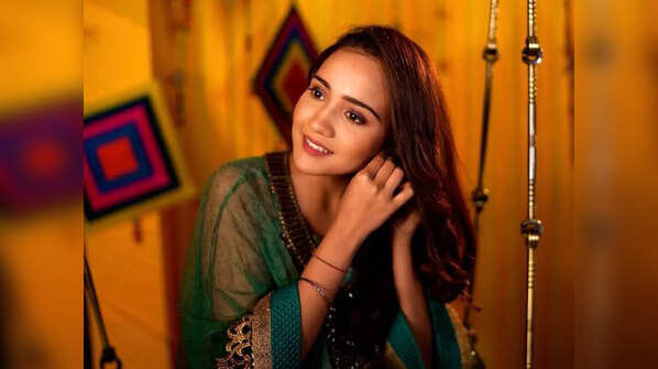 Ashi Singh in Meet